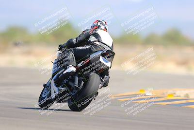 media/Sep-25-2023-Moto Forza (Mon) [[81ffa65e0a]]/B-C Group/Session 3 (Turn 16)/